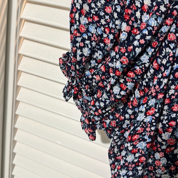 Dress - Picture 3 of 4